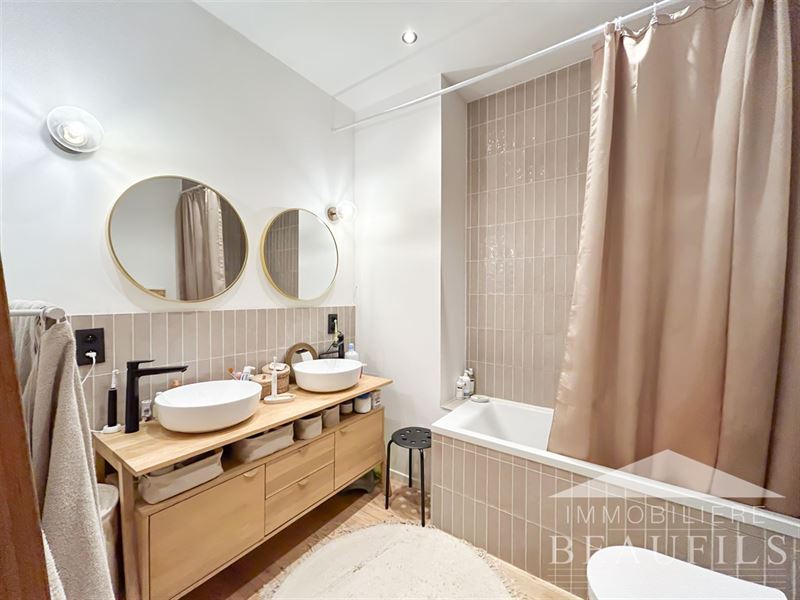 Image 13 : Maison à 1400 NIVELLES (Belgique) - Prix 1.400 €