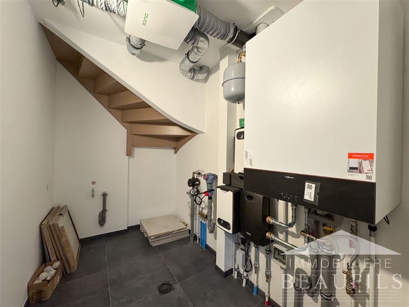 Image 20 : Maison à 1400 NIVELLES (Belgique) - Prix 1.500 €