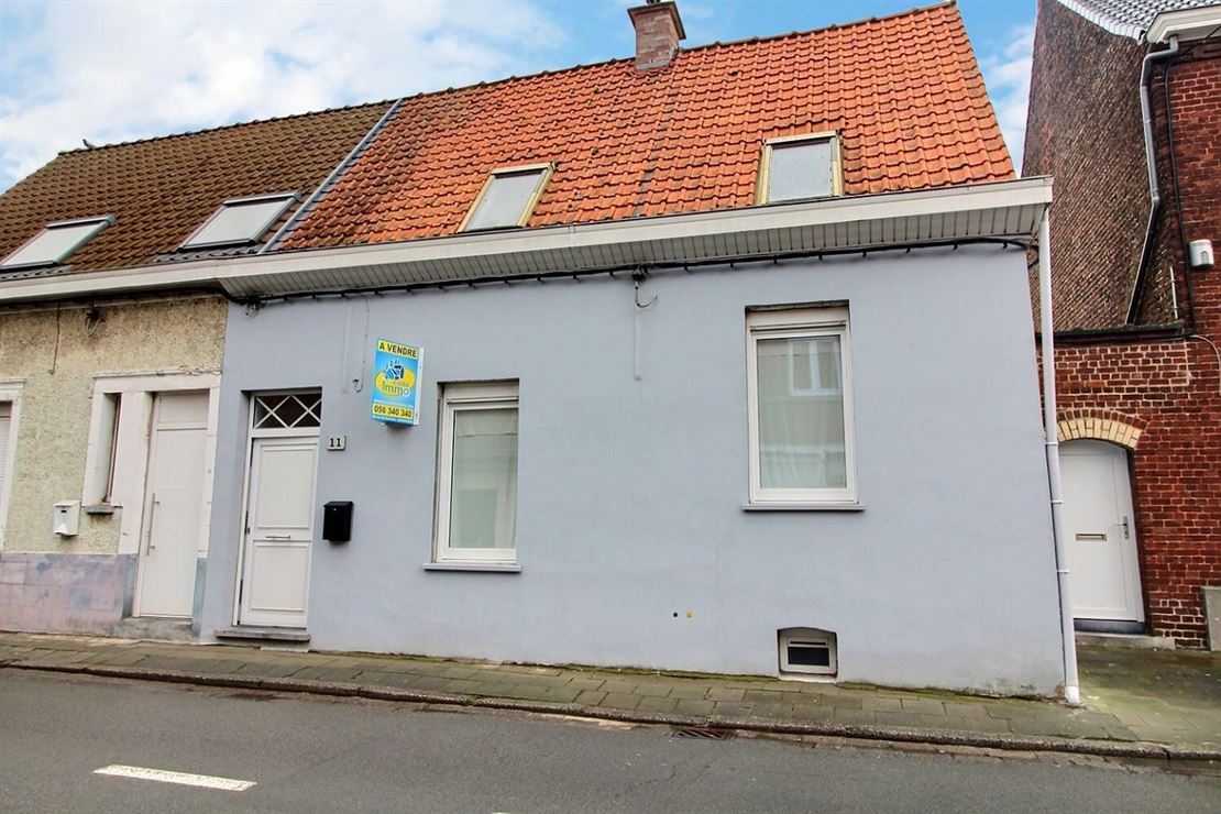 AU CENTRE DU BEAU ET PRISE VILLAGE D'HERSEAUX, CETTE HABITATION VOUS RAVIRA PAR SA LOCALISATION AINSI QUE PAR SON POTENTIEL 