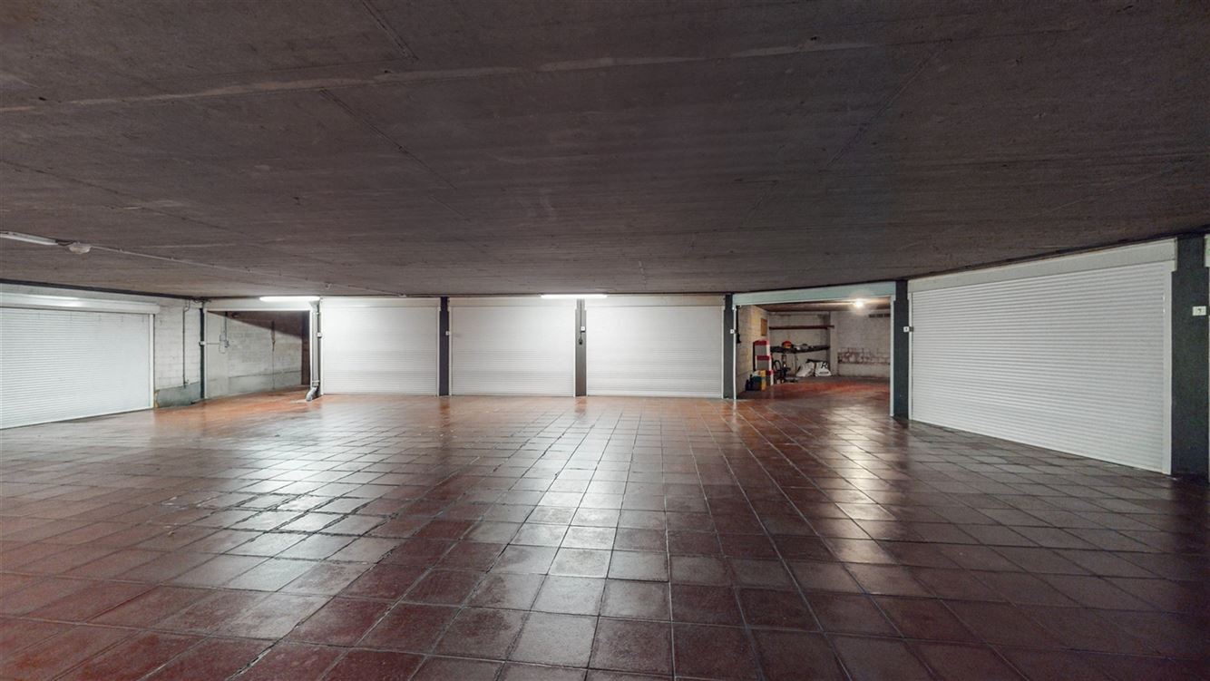 Image 16 : Penthouse IN 6000 CHARLEROI (Belgium) - Price 349.000 €