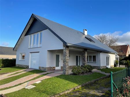 Villa à 1420 BRAINE-L'ALLEUD (Belgique) - Prix 1.850€