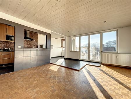 apartment in 1190 FOREST (Belgium) - Price 275.000€