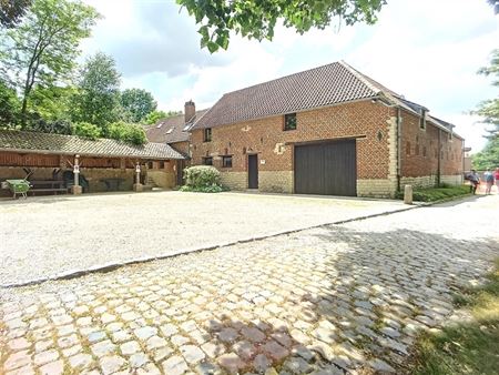 House IN 1428 LILLOIS-WITTERZÉE (Belgium) - Price 