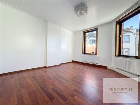 Two-floor apartment in 1400 NIVELLES (Belgium) - Price 900€