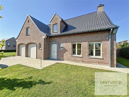 Villa à 6210 RÈVES (Belgique) - Prix 675.000€