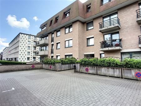 Gelijkvloers te 1410 WATERLOO (België) - Prijs € 790