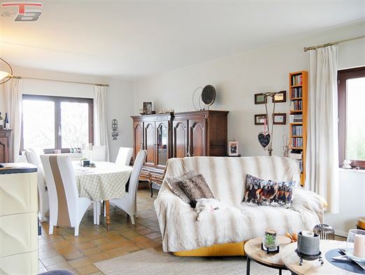 Villa 3 chambres de 145,40 m² agréable et fonctionnelle située dans une rue calme sur les hauteurs de Lambermont.